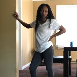 Meet your Posher, Toya